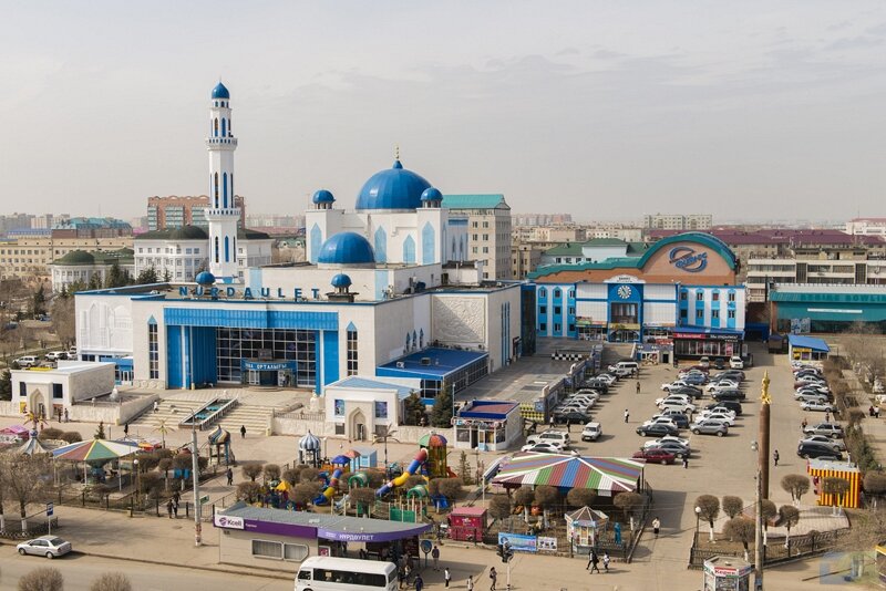 Shopping mall Nurdaulet, Aktobe, photo