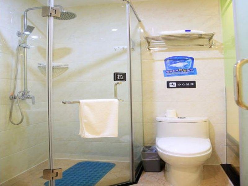 Фото 7Days Inn Ningbo Tianyi Square Zhongshan Mansion