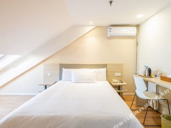 Фото Hanting Hotel Dalian Olympic Square