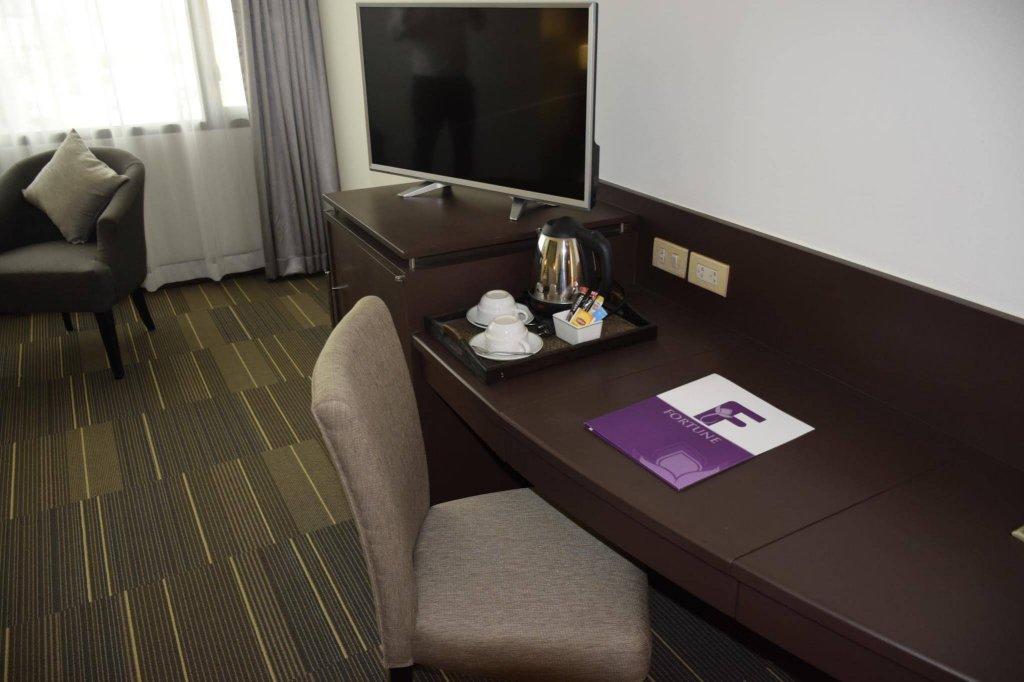 Фото Fortune Hotel Korat