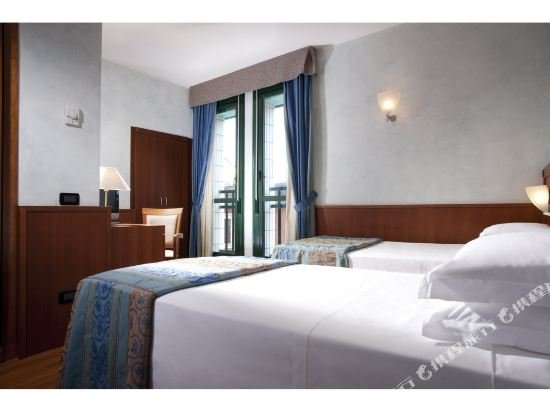 Фото Hotel Raffaello