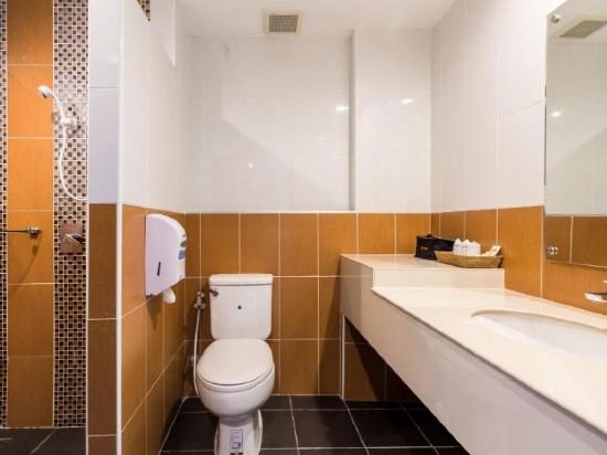 Фото The Rich Hotel Ubonratchathanee