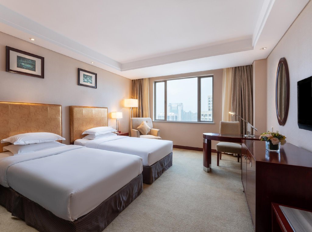 Фото Maison New Century Hotel Ningbo