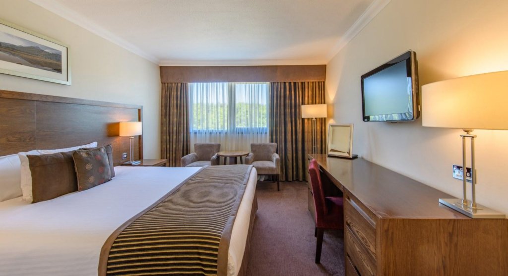 Фото The Aberdeen Altens Hotel
