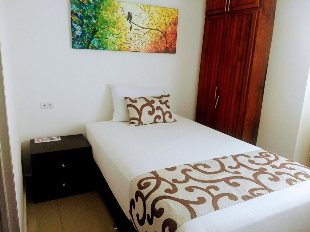 Фото Hotel Cafe Plaza