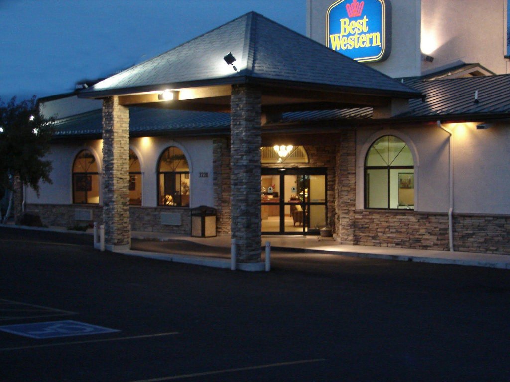 Фото Best Western Grande River Inn & Suites