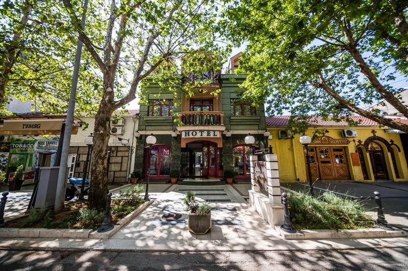 Фото отеля 1