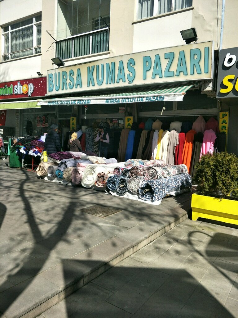 Tienda de telas Bursa Kumas Pazari, , foto