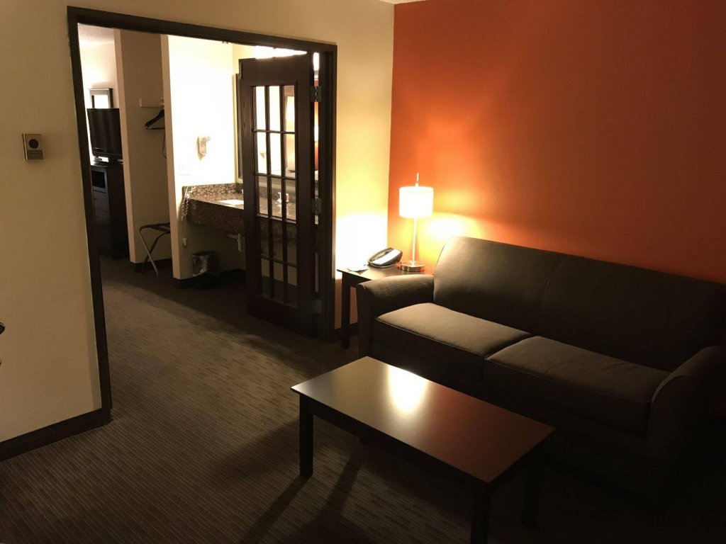 Фото Baymont by Wyndham Bloomington Msp Airport