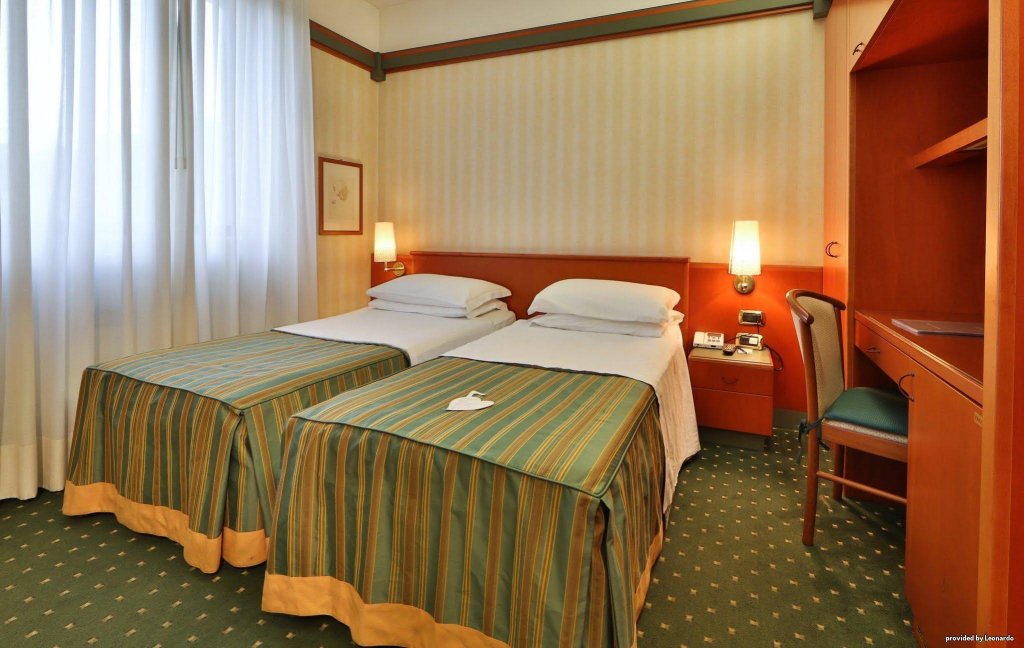 Фото Jet Hotel, Sure Hotel Collection by Best Western