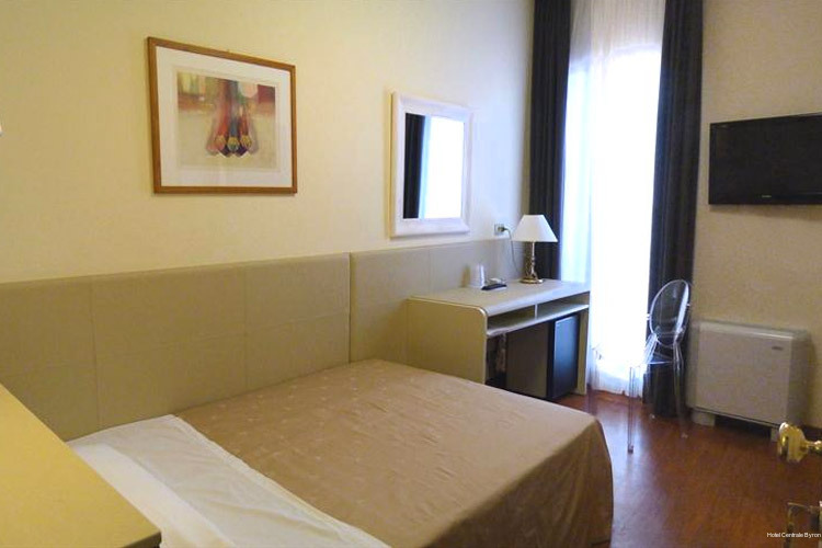 Фото Hotel Centrale Byron