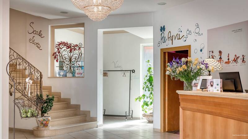 Фото Hotel Sovrana & Re Aqva SPA