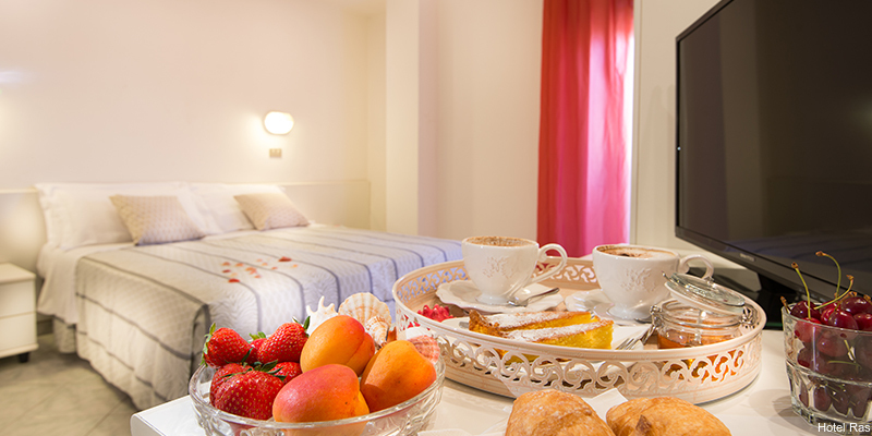 Фото Hotel Ras