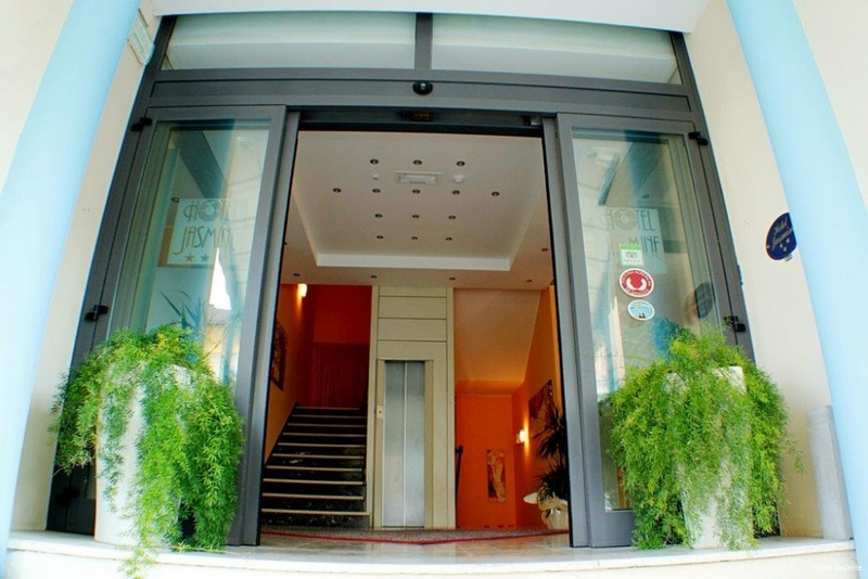 Фото Hotel Jasmine