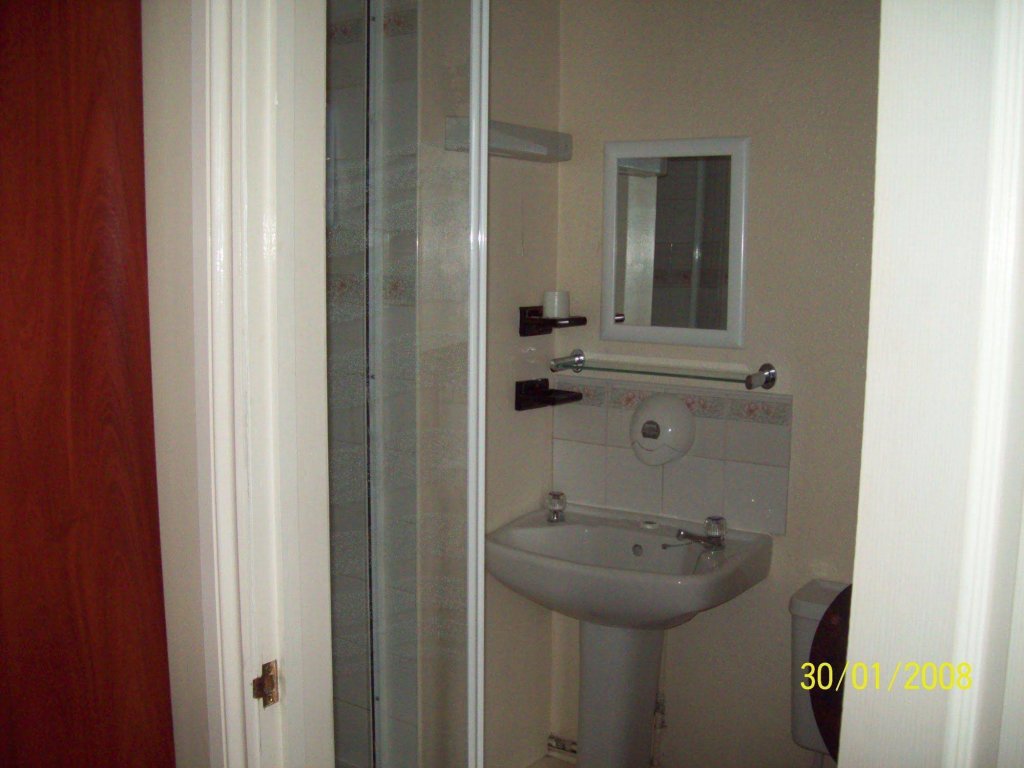 Фото Crown Hotel