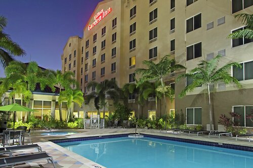 Гостиница Hilton Garden Inn Airport West в Майами
