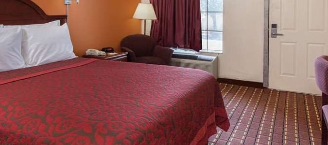 Фото Days Inn by Wyndham El Reno