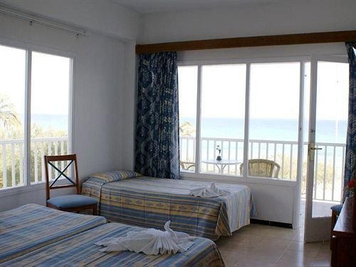 Фото Kyrat Amarac - Adults Only