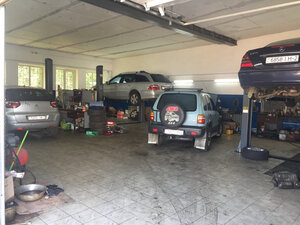 Moyka Sto Avtoklub (Kamsamoĺskaja vulica, 8), car service, auto repair