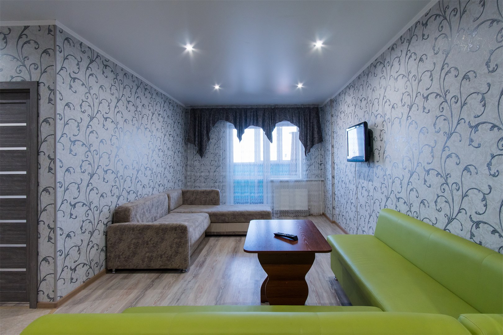 Фото Kvartira&Braun на Строителей 18