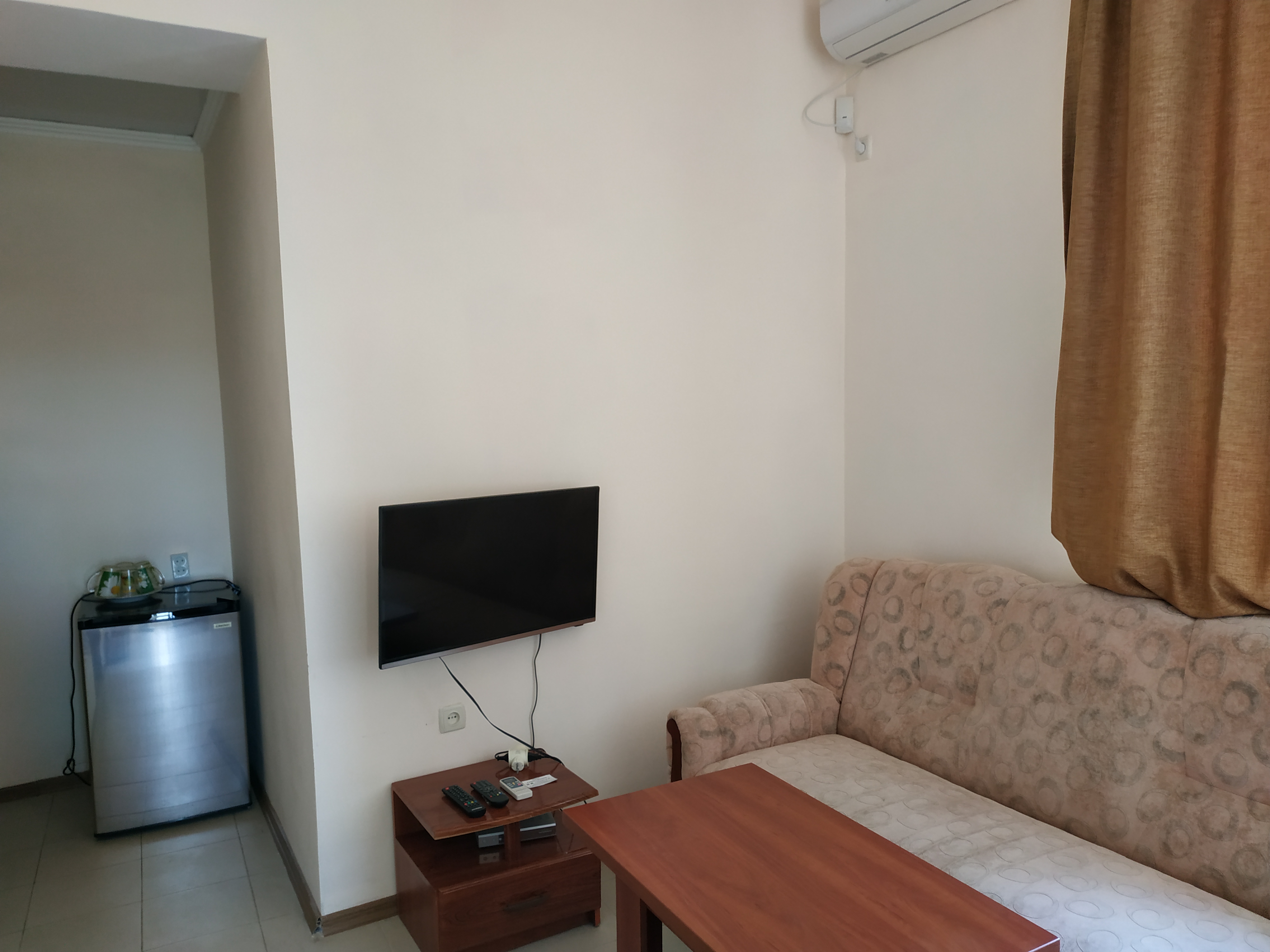 Фото Мер Бак