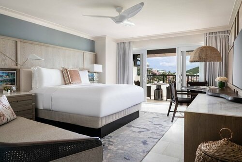 Гостиница Great Bay Condominiums located at The Ritz-Carlton Club, St Thomas