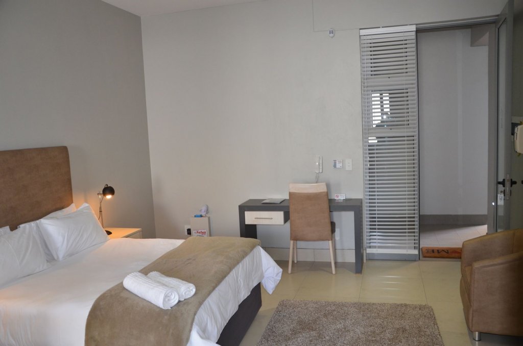 Фото Be Still Accommodation