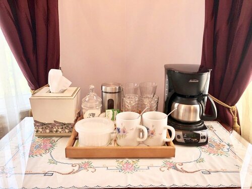 Гостиница Redwood Bed and Breakfast в Ниагара-Фолс