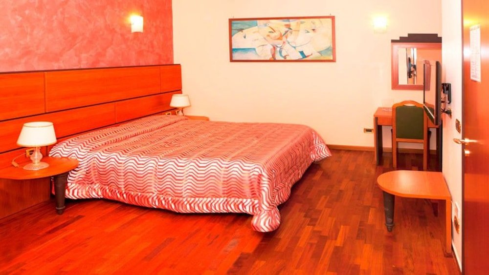 Фото Hotel Serena