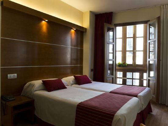 Фото Hotel Boutique Puerta de las Granadas
