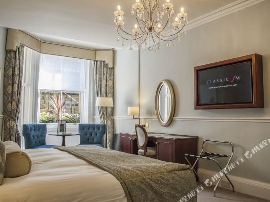 Фото The Bonham Hotel