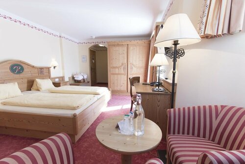 Гостиница Familienresort Reslwirt
