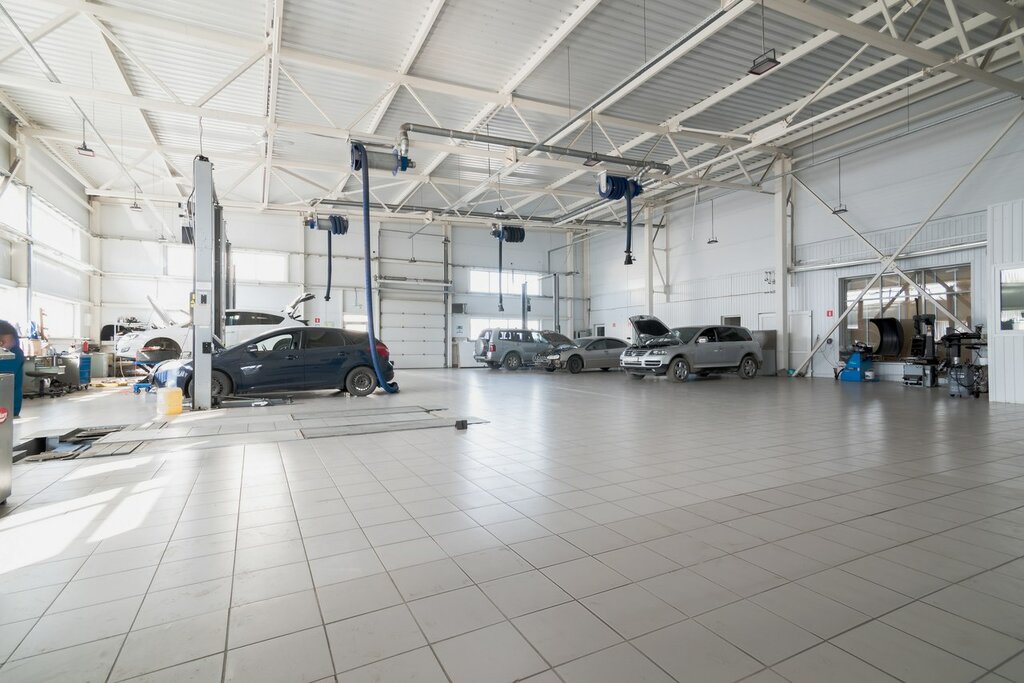 Car service, auto repair SpecTekhServis-2015, Moscow, photo