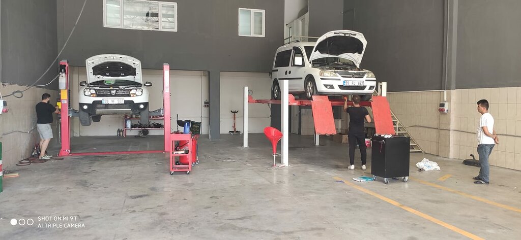 Otomobil servisi Dede Garage Automotive, Çorlu, foto