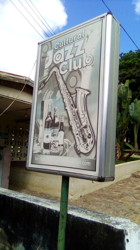 Bar, pub Cultural Jazz Club, Bantama, Kumasi, photo