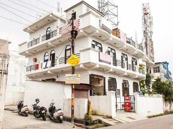 Гостиница Hotel Bajaj Inn в Дехрадуне