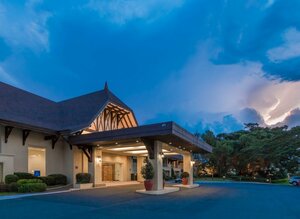 Гостиница Taal Vista Hotel в Тагайтае