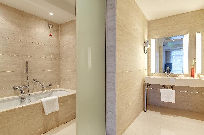 Фото Precise House Mantegna Roma