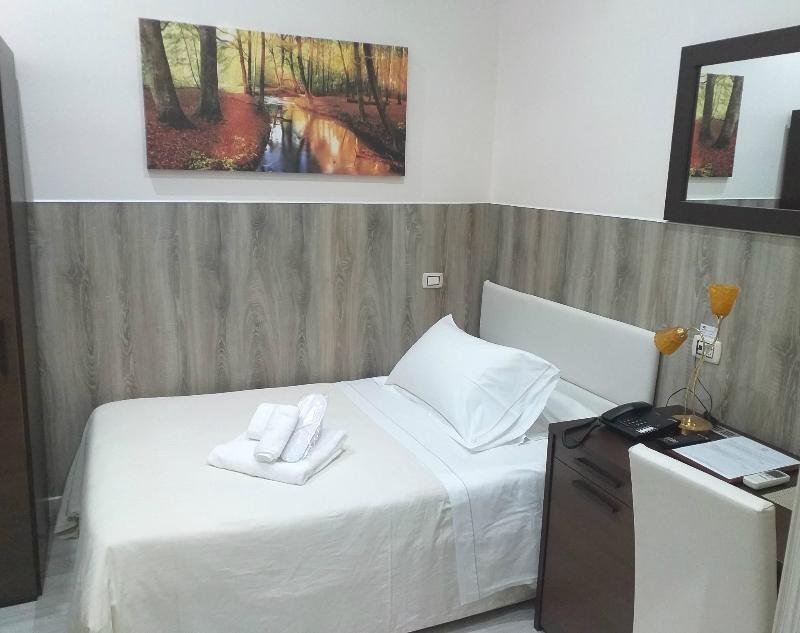 Фото Hotel Tonic