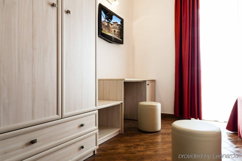 Фото Simon Hotel