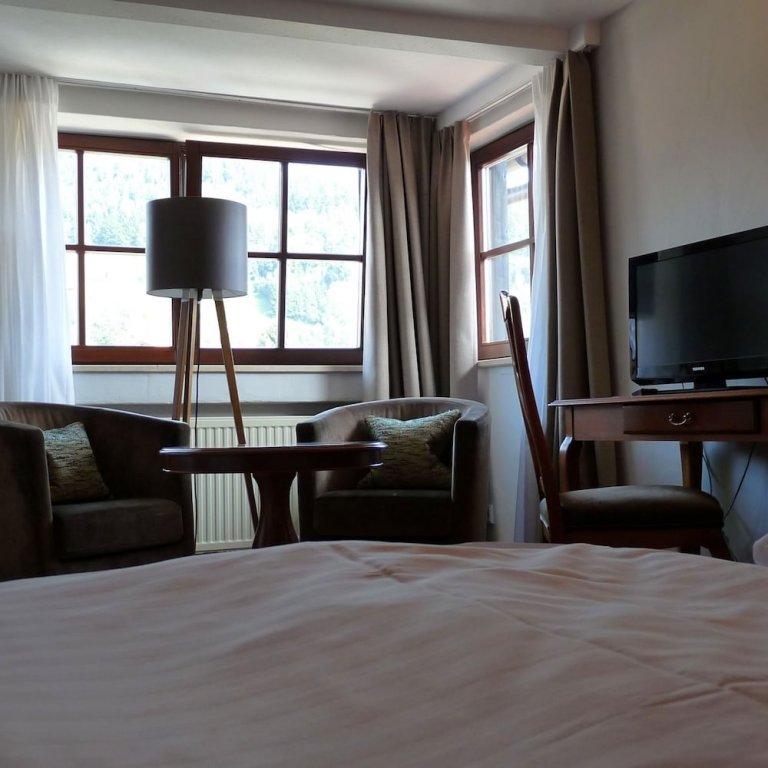 Фото Hotel Bayerischer Hof Kur & Sporthotel