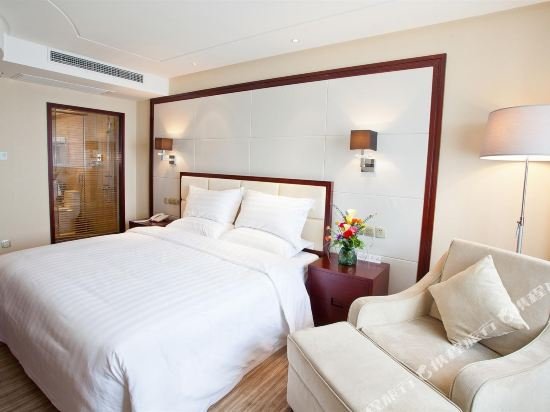 Фото Beijing GuiZhou Hotel