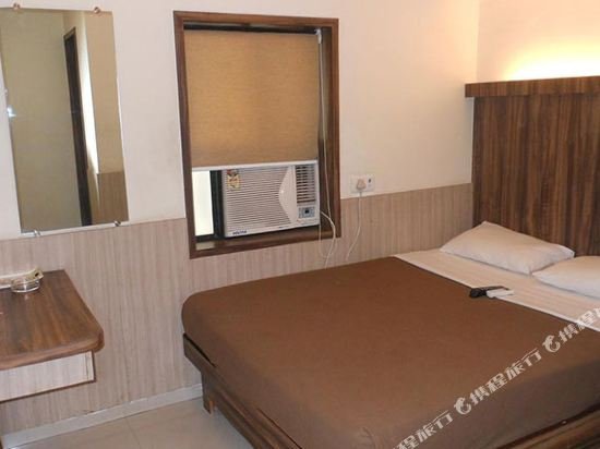Фото Hotel Ratna Palace Residency