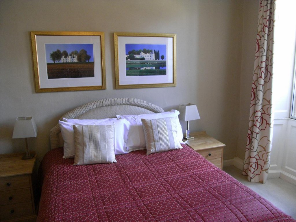 Фото Marlborough Arms Hotel