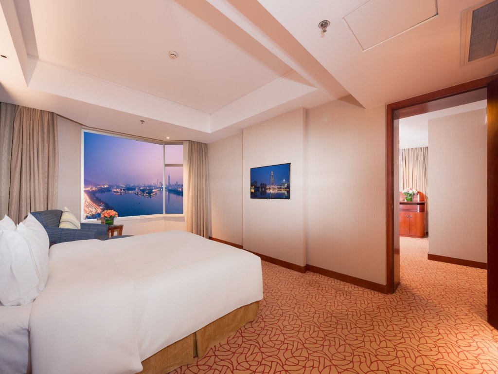 Фото Shuguang International Hotel Nanjing