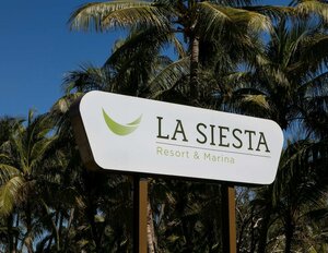 La Siesta Resort & Marina