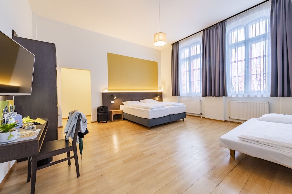 Фото Jufa Hotel Bregenz