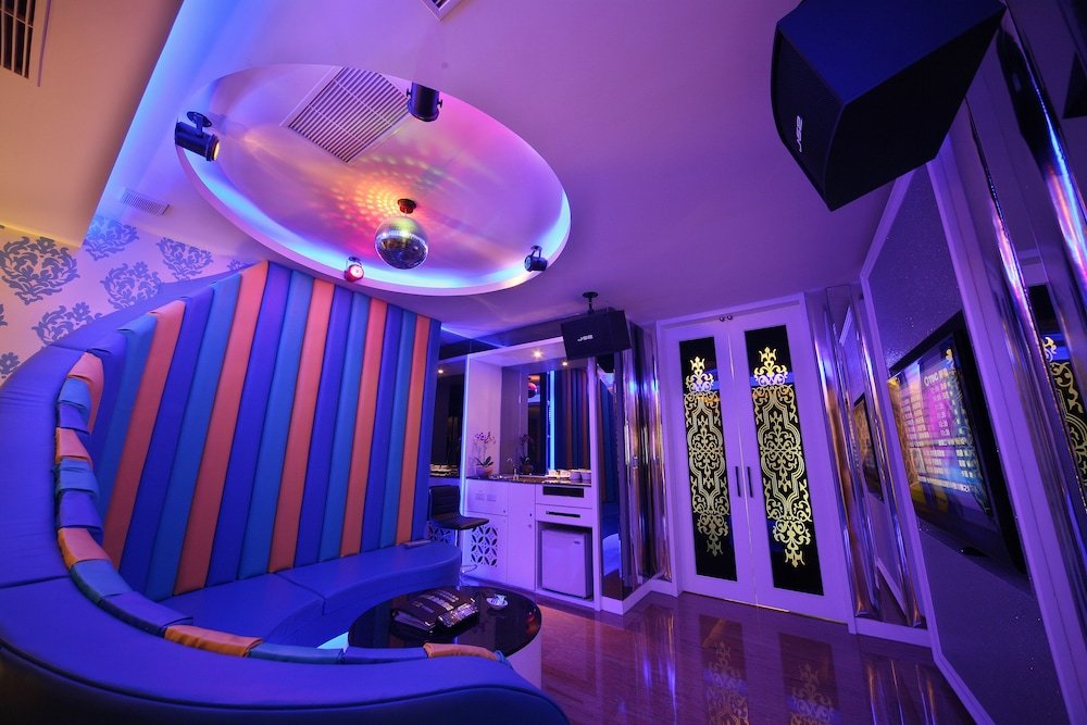 Фото Shining Motel