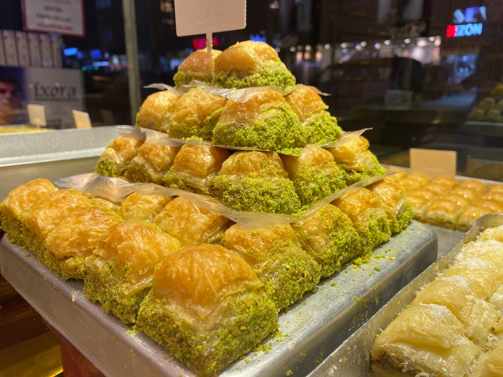 Melekoğlu Baklava, pasta, şekerleme ve tatlı toptan satışı, İvedik Cad