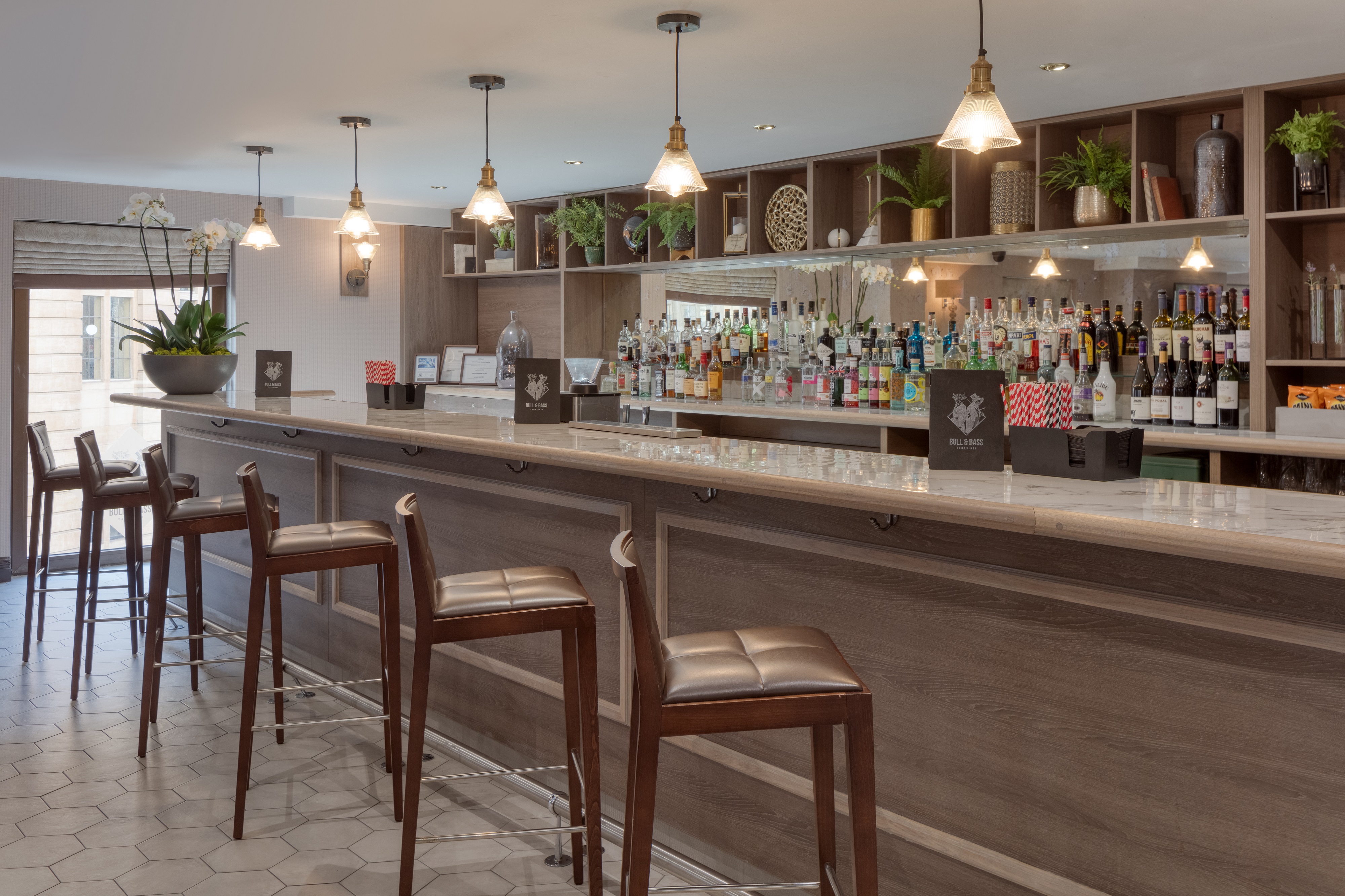 Фото Hilton Cambridge City Centre